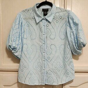 NWT | Liv Los Angeles | Blue Cotton Eyelet Blouse | Fabric Covered Buttons | Med
